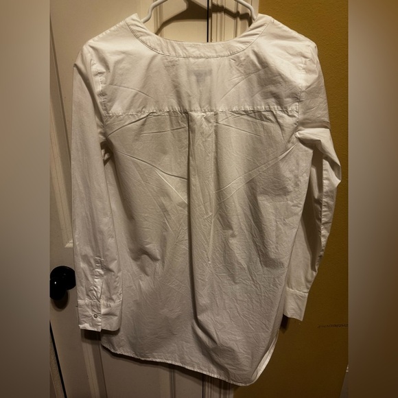 Ann Taylor Long Sleeve White Oversized Shirt Front Pockets Longer In Back Sz Sm - Picture 9 of 11